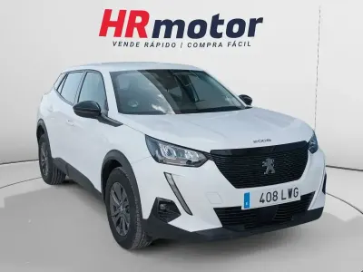 Usado Peugeot 2008 Active 110 CV (80 kW) 2022 Blanco SUV