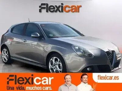Usado Alfa Romeo Giulietta 120 CV (88 kW) 2018 Gris Berlina