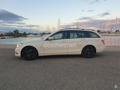 Usado Mercedes C220 170 CV (125 kW) 2012 Blanco Familiar