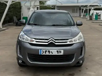 Usado Citroën C4 Aircross Attraction 114 CV (83 kW) 2013 Gris / plata SUV