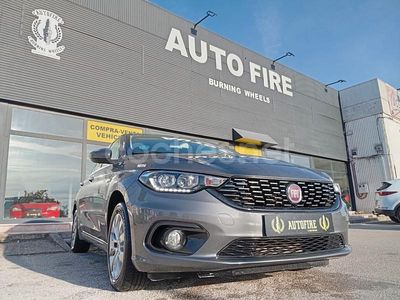 Beige Usado 2019 Fiat Tipo Lounge Berlina | 11.500 € (Un poco caro)