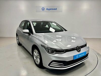 Usado VW Golf VIII 115 CV (84 kW) 2021 Gris / plata Berlina