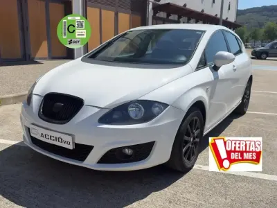 Usado Seat Leon Reference 105 CV (77 kW) 2012 Blanco
