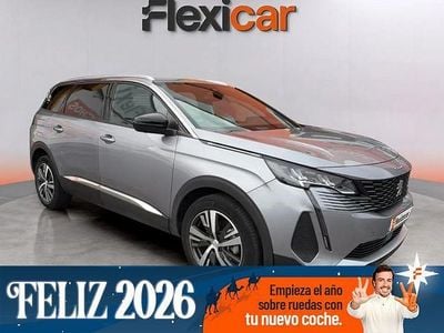 Gris / plata Usado 2024 Peugeot 5008 Allure SUV | 28.690 €