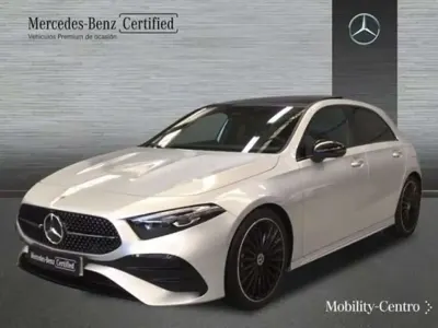 Usado Mercedes A180 116 CV (85 kW) 2024 Gris Utilitario