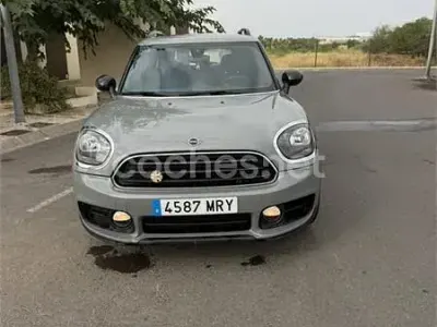 Usado Mini One Countryman 102 CV (75 kW) 2019 Marrón SUV
