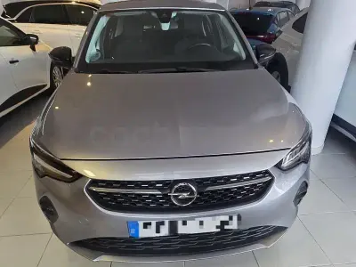 Usado Opel Corsa Elegance 100 CV (73 kW) 2021 Gris / plata Utilitario