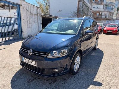 Begagnad VW Touran Edition 105 HK (77 kW) 2013 Blå Minibuss