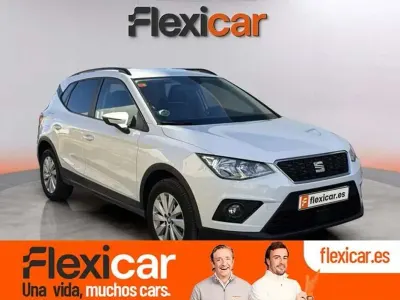 Usado Seat Arona Ecomotive 95 CV (69 kW) 2019 Blanco SUV