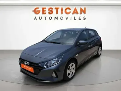 Usado Hyundai i20 84 CV (61 kW) 2023 Azul Utilitario