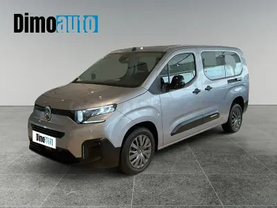 Usado Citroën Berlingo 130 CV (95 kW) 2025 Gris / plata Monovolumen