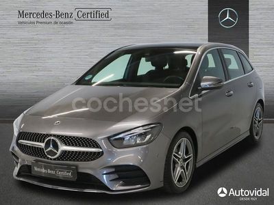 Usado Mercedes B180 116 CV (85 kW) 2022 Gris / plata Monovolumen