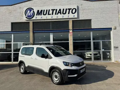 Usado Peugeot Rifter Business-Line 99 CV (72 kW) 2023 Blanco Monovolumen