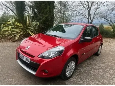 Usado Renault Clio 75 CV (55 kW) 2011
