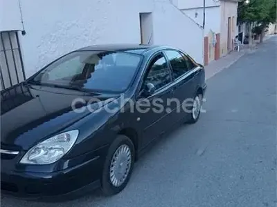 Usado Citroën C5 110 CV (80 kW) 2002 Negro Berlina