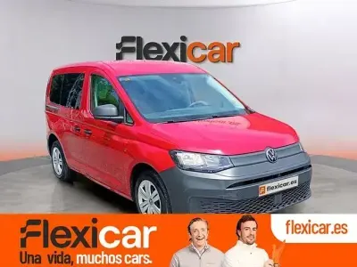 Usado VW Caddy 102 CV (75 kW) 2021 Rojo Monovolumen