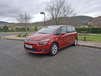 Usado Citroën Grand C4 Picasso Shine 120 CV (88 kW) 2015 Granate Monovolumen