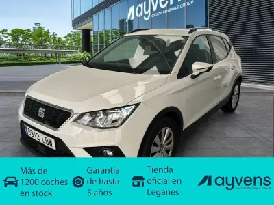 Usado Seat Arona Ecomotive 116 CV (85 kW) 2019 Blanco SUV