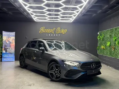 Usado Mercedes A250 218 CV (160 kW) 2024 Gris / plata Berlina