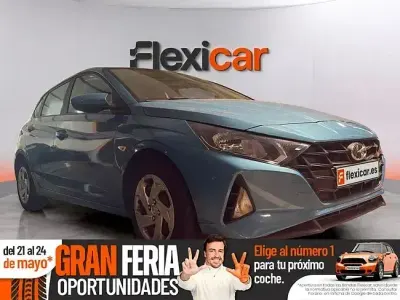 Usado Hyundai i20 84 HP (61 kW) 2022 Verde Citadino