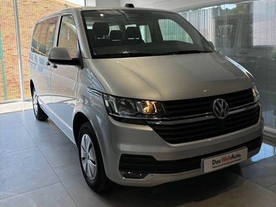 Usado VW Caravelle 150 CV (110 kW) 2023 Gris Monovolumen
