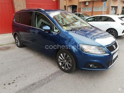 Usado Seat Alhambra Ecomotive 140 CV (102 kW) 2014 Azul Monovolumen