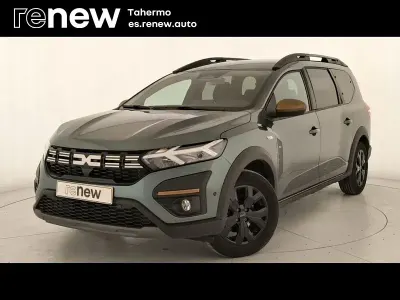 Usado Dacia Jogger Extreme 91 CV (66 kW) 2025 Verde Monovolumen