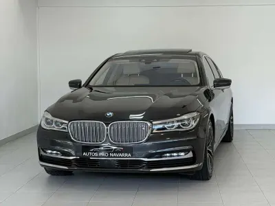 Usado BMW 740 Comfort Edition 313 CV (230 kW) 2016 Gris Berlina