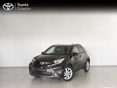 Usado Toyota Aygo X Play 72 CV (52 kW) 2024 Negro SUV