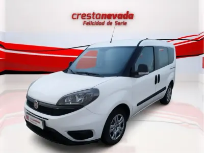 Usado Fiat Doblò 105 CV (77 kW) 2022 Blanco Monovolumen