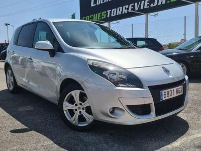 Usado Renault Scénic III Dynamique 110 CV (80 kW) 2011 Gris Monovolumen