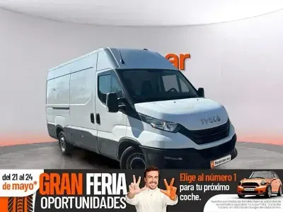Usado Iveco Daily 156 CV (114 kW) 2023 Blanco Berlina