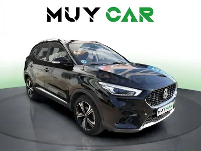 Usado MG ZS Comfort 106 CV (77 kW) 2022 Negro SUV