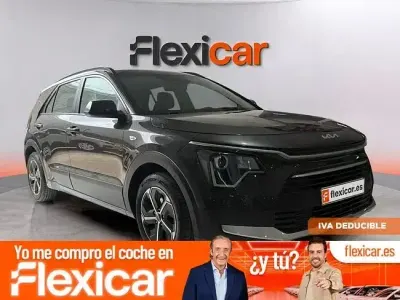 Usado Kia Niro 141 CV (103 kW) 2023 Gris SUV