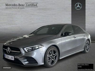 Gris / plata Usado 2021 Mercedes A180 AMG line Berlina | 26.900 € (Precio justo)