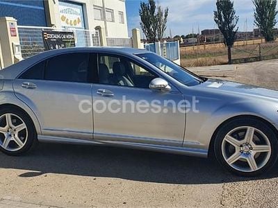Usado Mercedes S500 306 CV (225 kW) 2006 Gris / plata Berlina