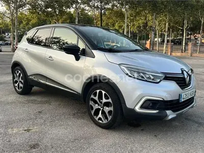 Usado Renault Captur Version S 120 CV (88 kW) 2017 Gris / plata SUV
