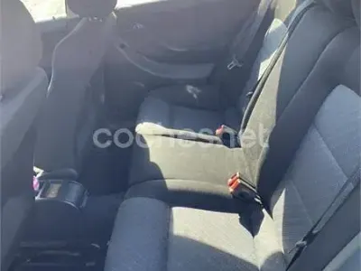 Usado Seat Leon 90 CV (66 kW) 2002 Negro Utilitario