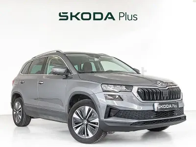 Usado Skoda Karoq Ambition 115 CV (84 kW) 2022 Gris SUV