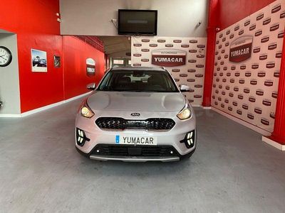 Usado Kia Niro 141 CV (103 kW) 2019 Gris / plata SUV