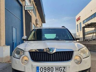 Usado Skoda Yeti Elegance 170 CV (125 kW) 2011 Blanco SUV
