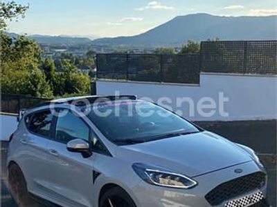 Gris / plata Usado 2018 Ford Fiesta ST Utilitario | 19.000 € (Un poco caro)