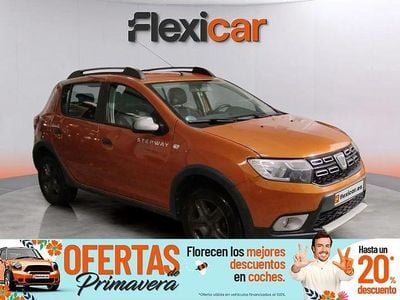 Usado Dacia Sandero Stepway 90 CV (66 kW) 2017 Naranja