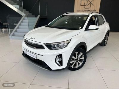 Usado Kia Stonic 120 CV (88 kW) 2021 Blanco SUV