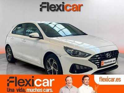 Usado Hyundai i30 116 CV (85 kW) 2021 Blanco Familiar