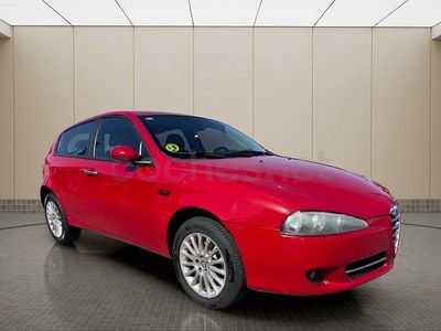 Usado Alfa Romeo 147 Distinctive 120 CV (88 kW) 2009 Rojo Utilitario
