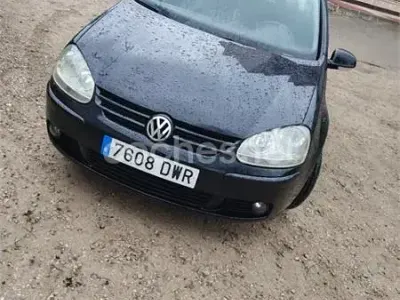 Usado VW Golf IV Conceptline 90 CV (66 kW) 2005 Negro Berlina