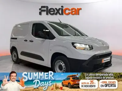 Usado Toyota Proace City City 102 CV (75 kW) 2024 Blanco Monovolumen