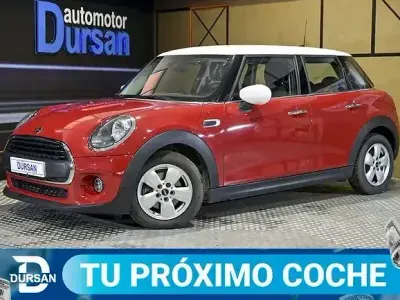 Usado Mini ONE 102 CV (75 kW) 2020 Rojo Utilitario