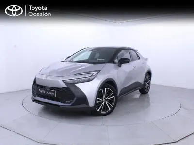Usado Toyota C-HR 223 CV (164 kW) 2025 Gris / plata SUV